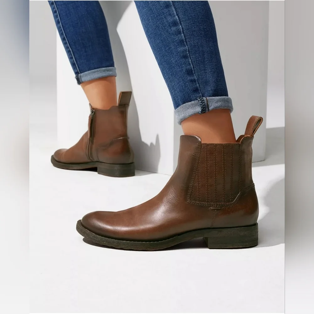 Franco Sarto Brown Ankle Boots - Picture 1 of 11